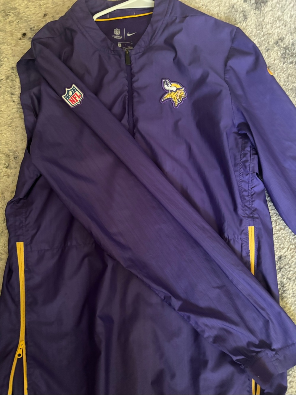 Nike  Minnesota Vikings Purple lightweight windbreaker Jacket